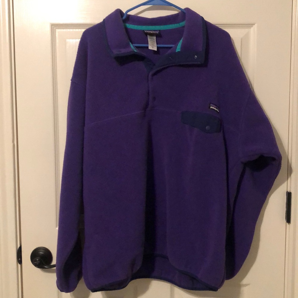 Patagonia pullover!!